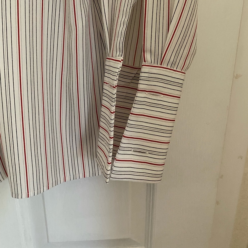 Button down blouse - Picture 2 of 4